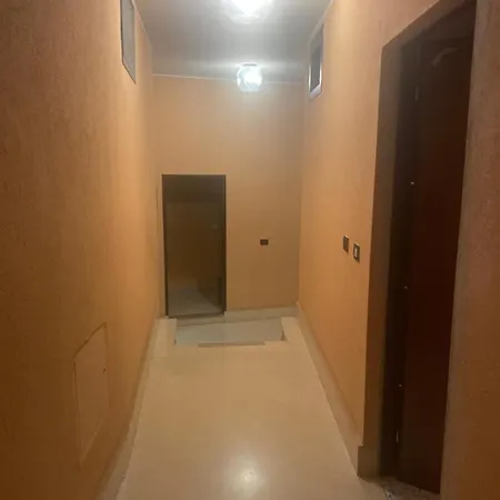 Casa A 500 M Dal Mare E 5 Minuti Dal Centro شقة سانريمو